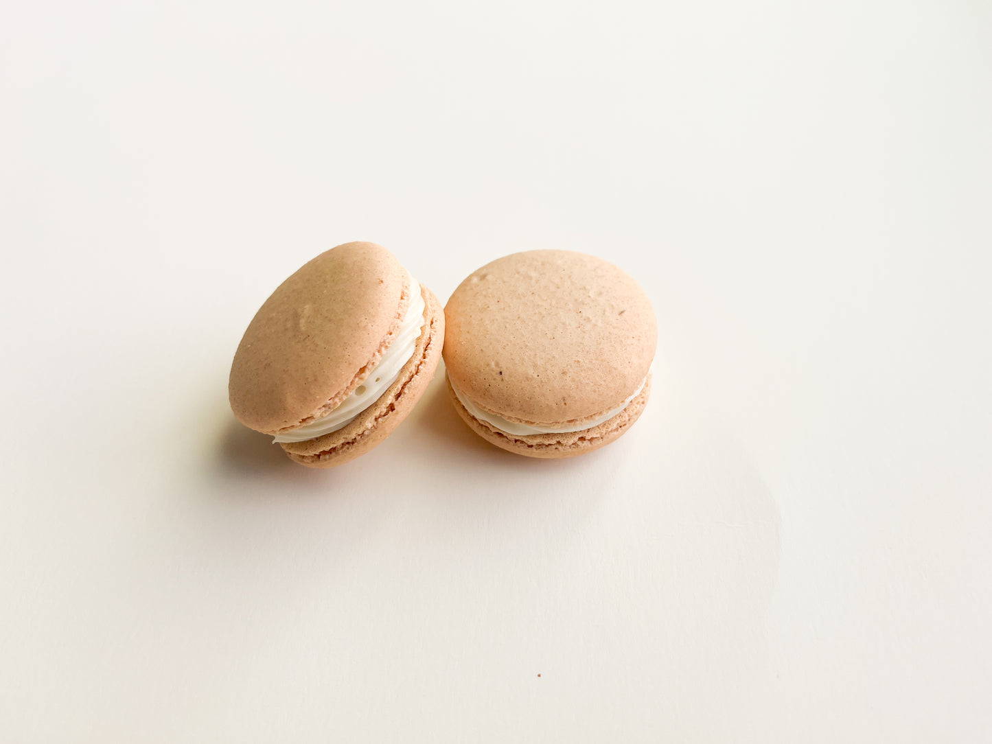 August Macaron Box