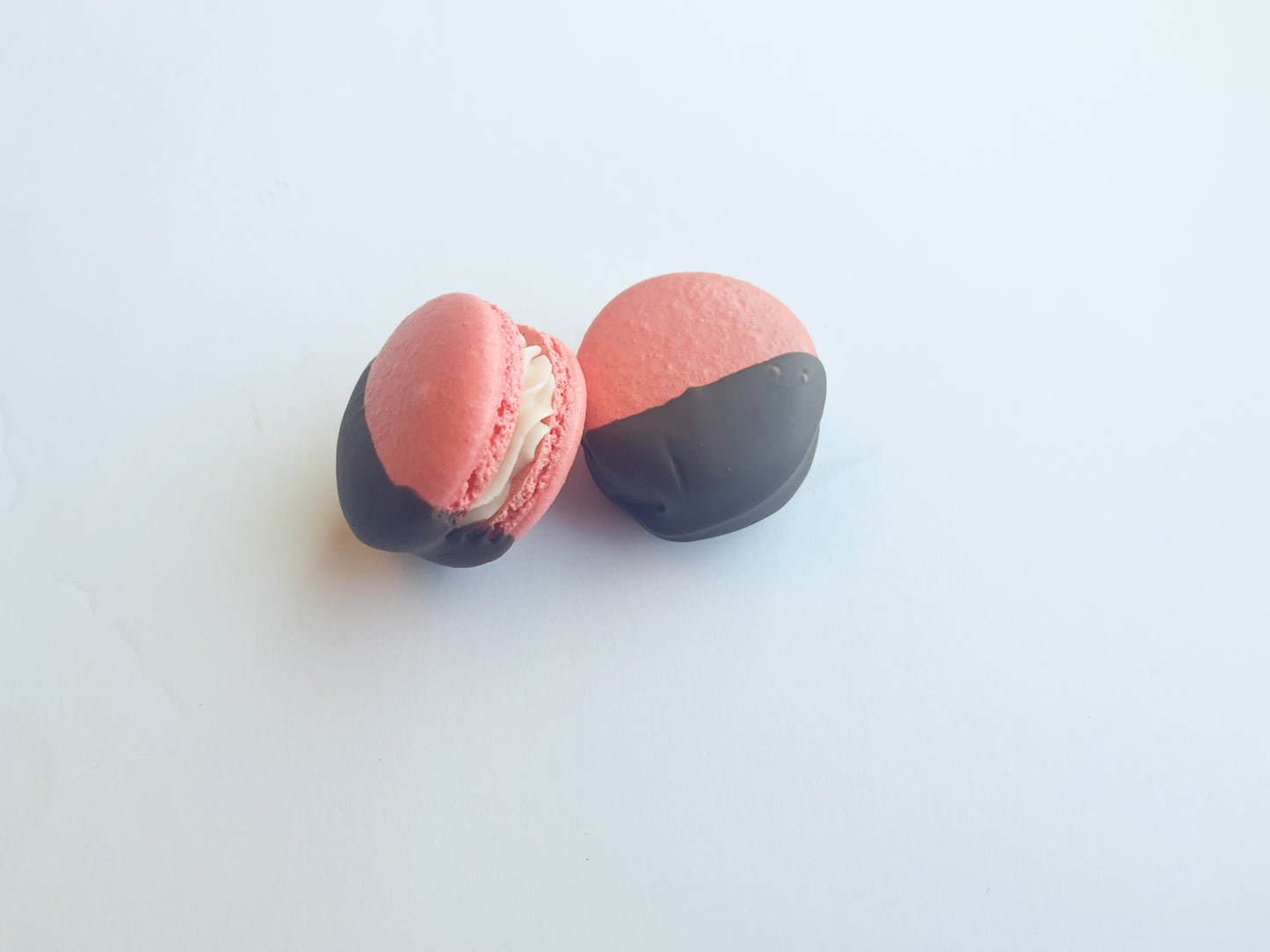 July Macaron Box