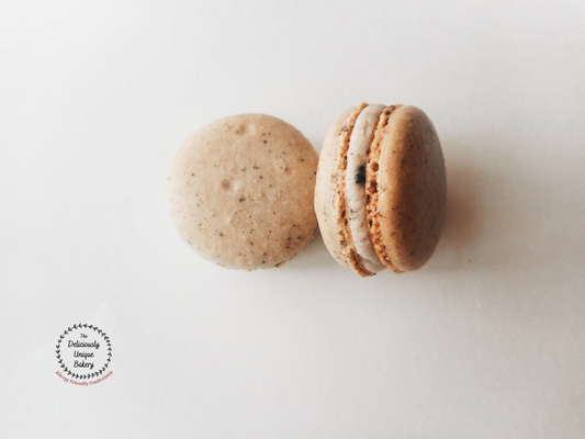 August Macaron Box